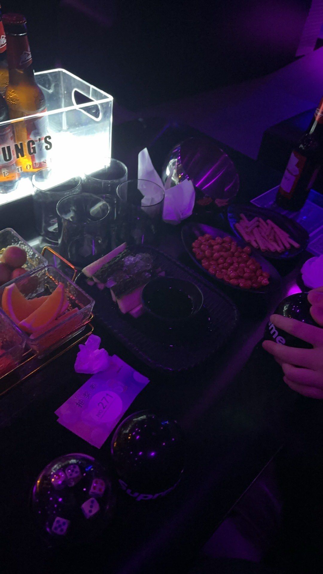 荆州商务ktv：中低端服务差异-沙市区ktv预定